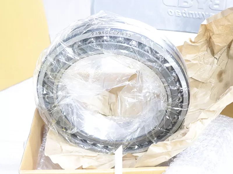 23940CC-W33 Bearings